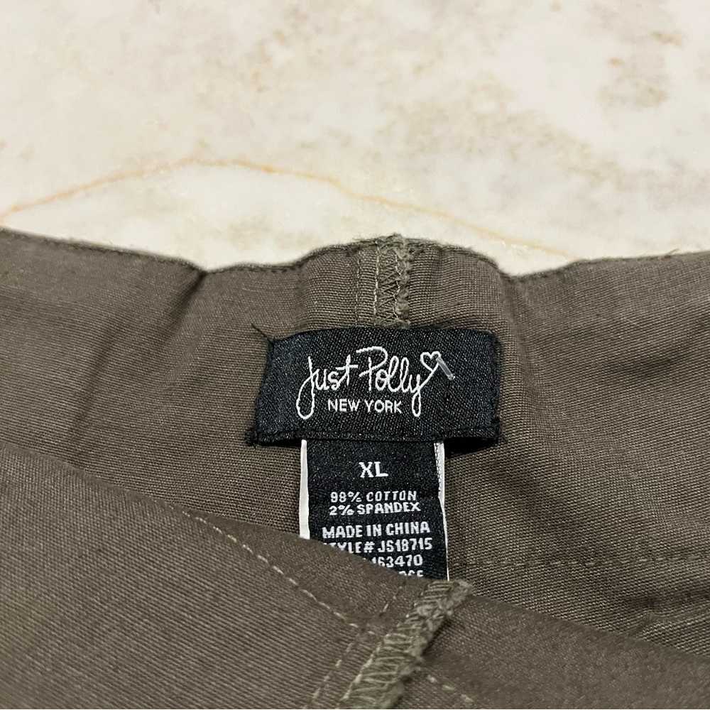 Just Polly Women’s Olive Green Pleated Skort with Raw Hem - Picture 3 of 6
